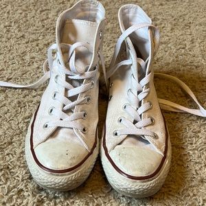 Used size 6 white converse